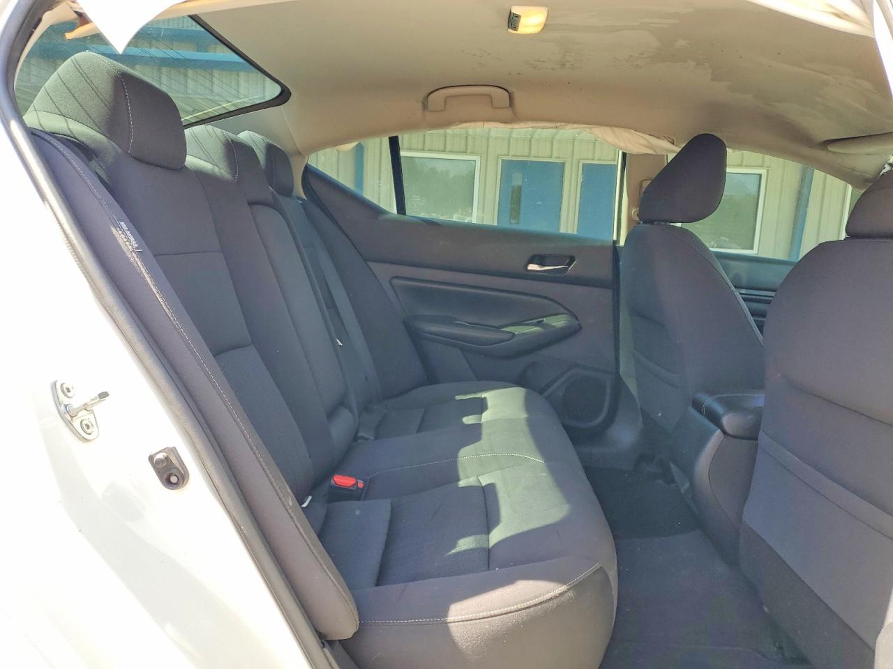 Nissan Altima S