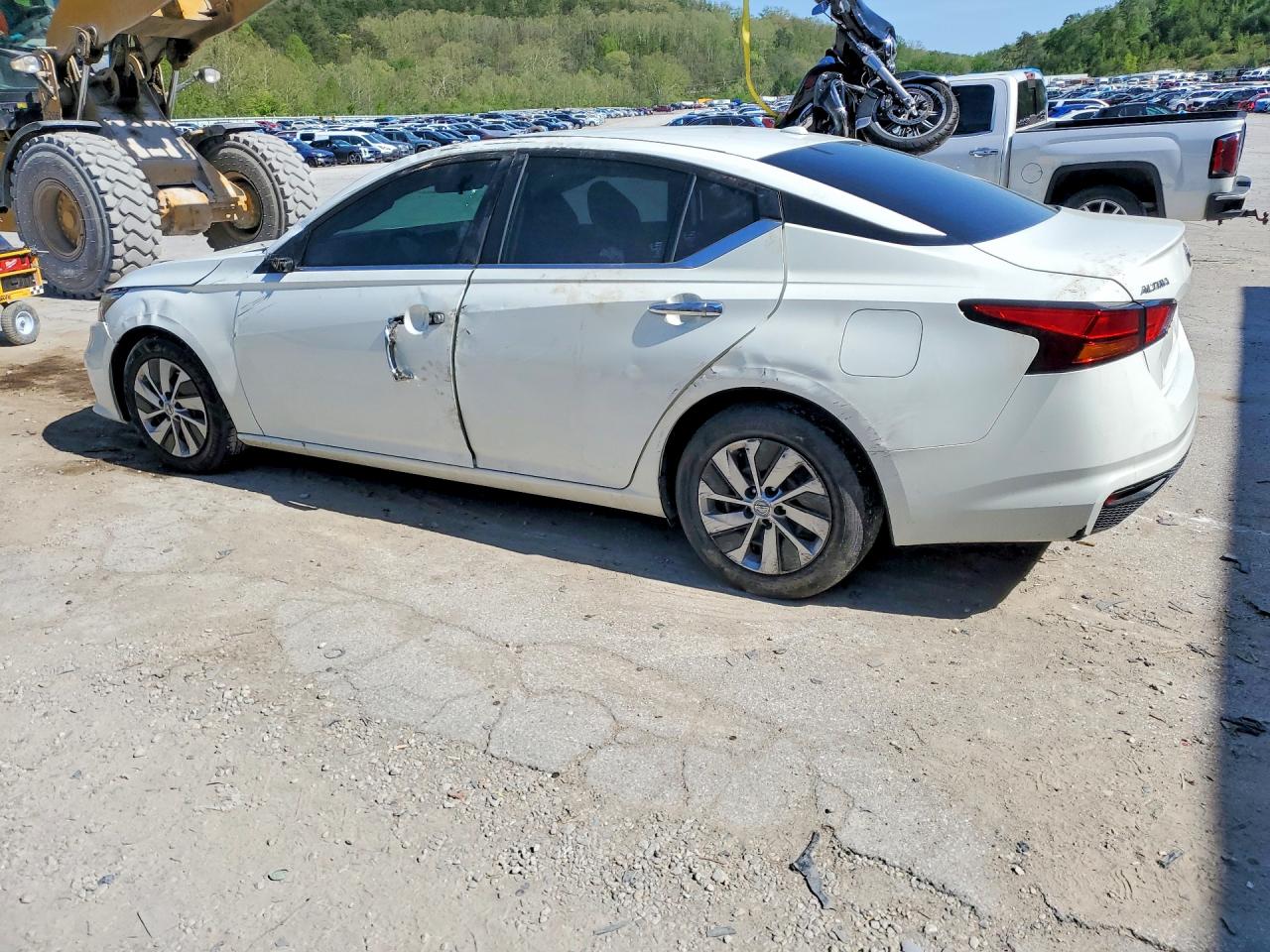 Nissan Altima S