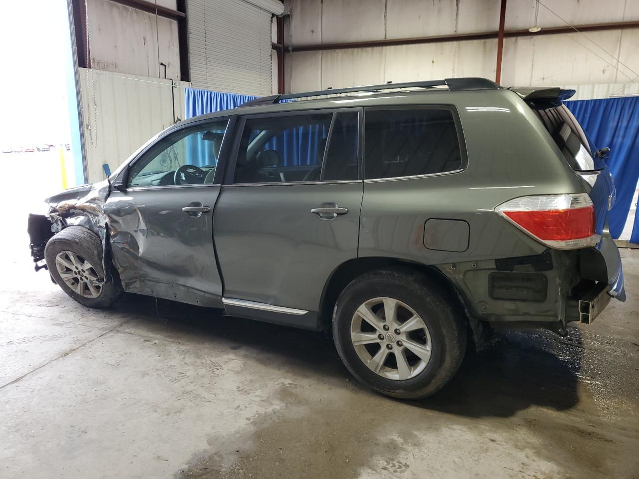 Toyota Highlander Plus