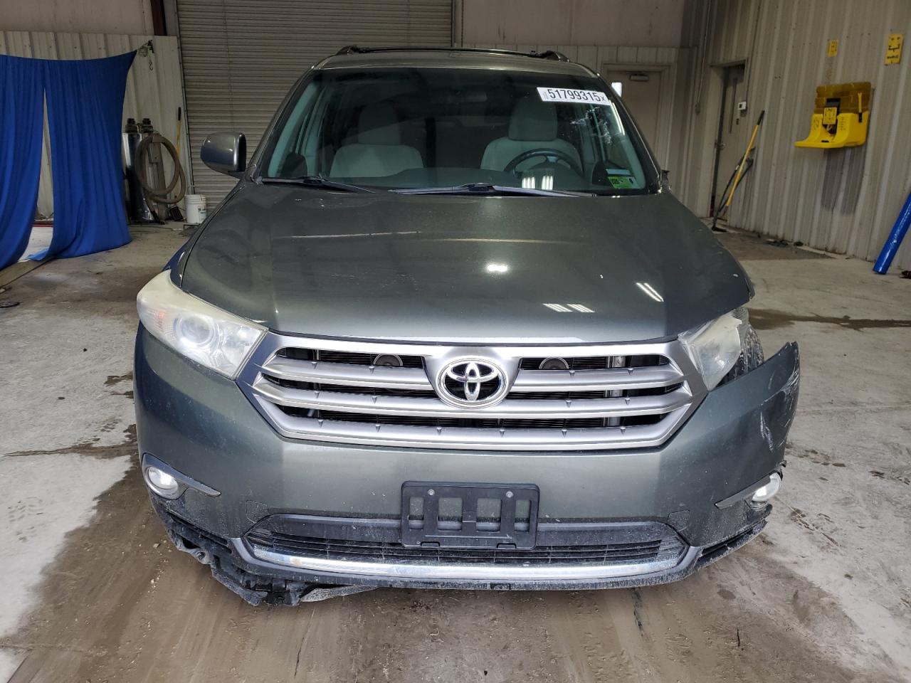 Toyota Highlander Plus