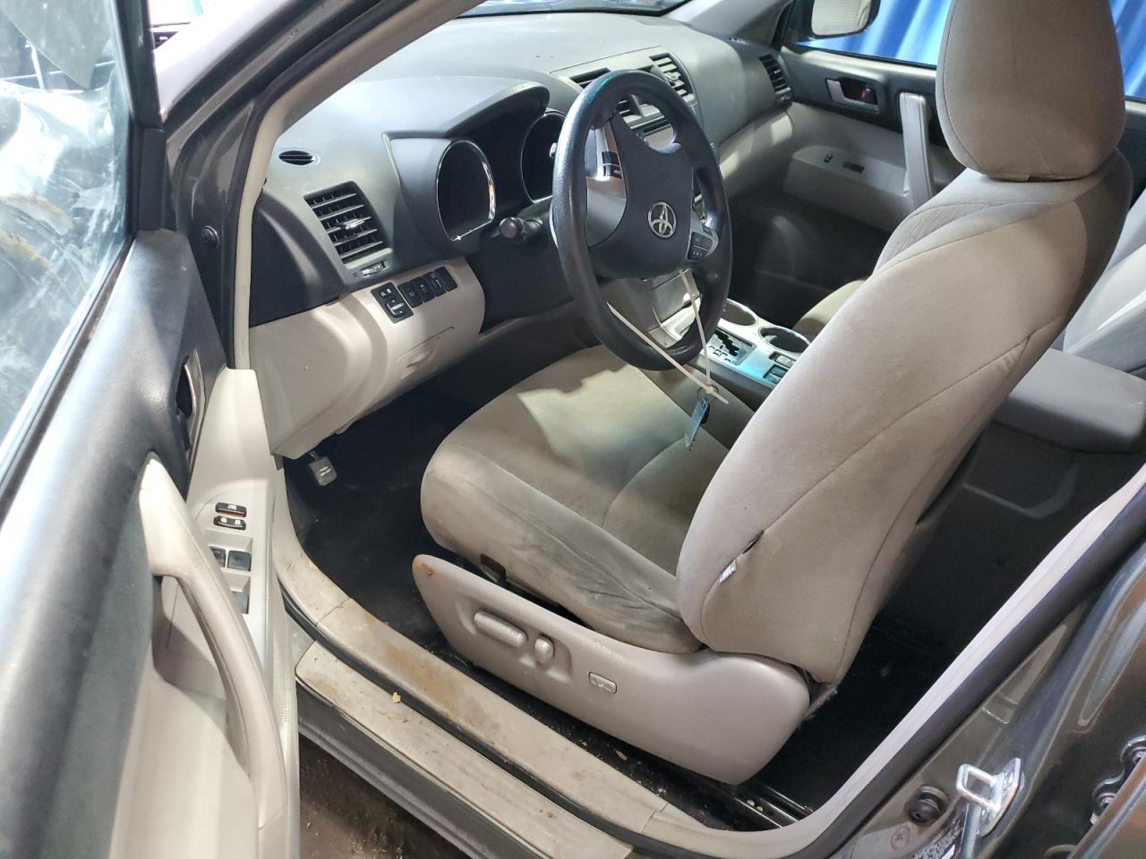 Toyota Highlander Plus