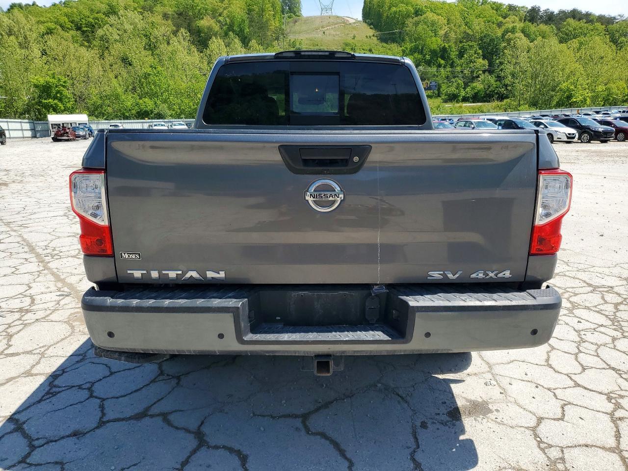 Nissan Titan Sv