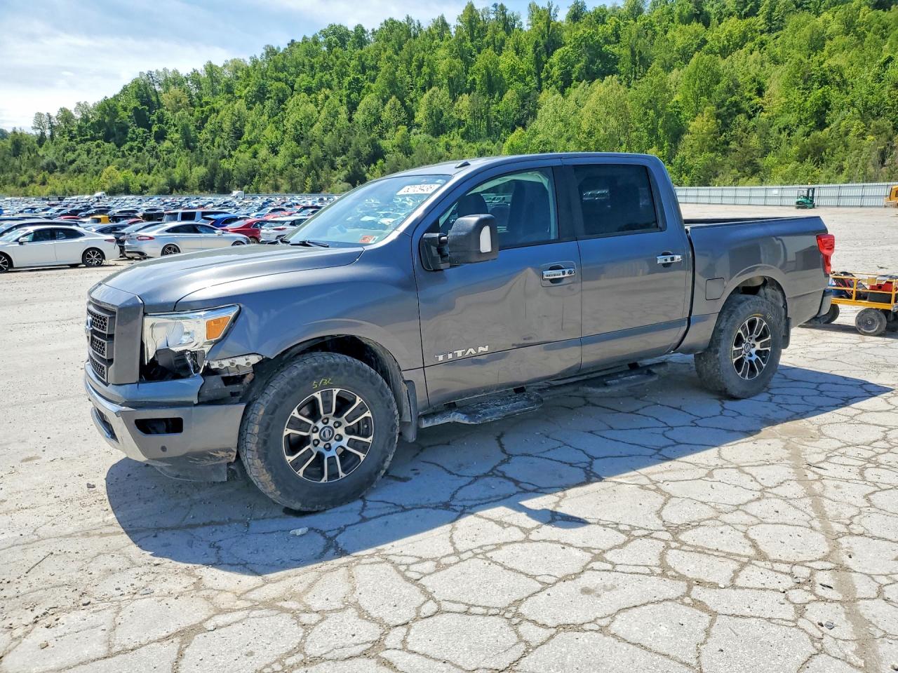 Salvage Nissan Titan Image