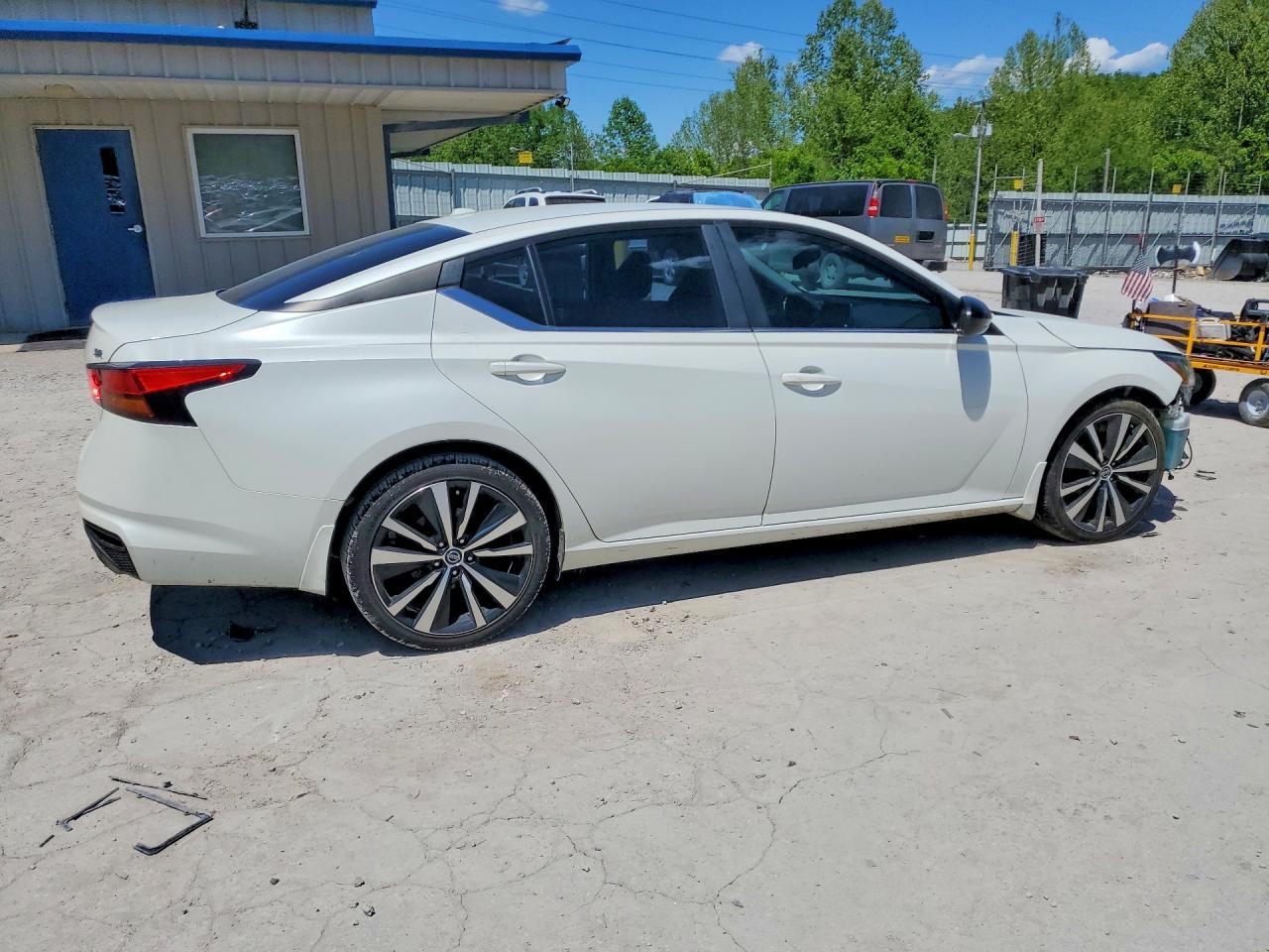 Nissan Altima Sr