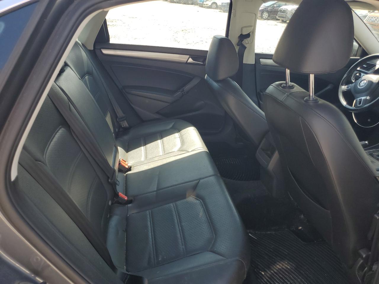 Volkswagen Passat S