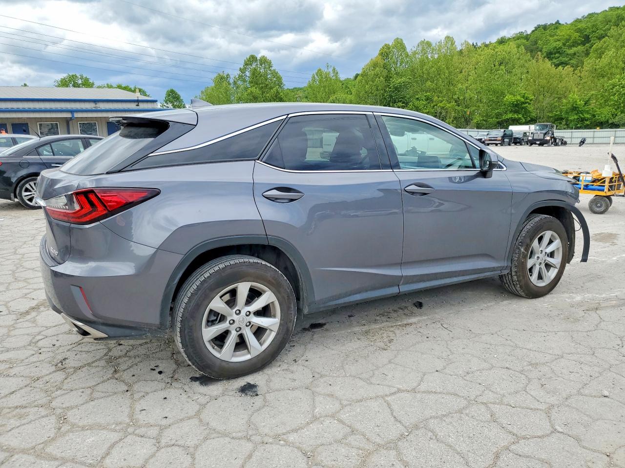 Lexus RX Base
