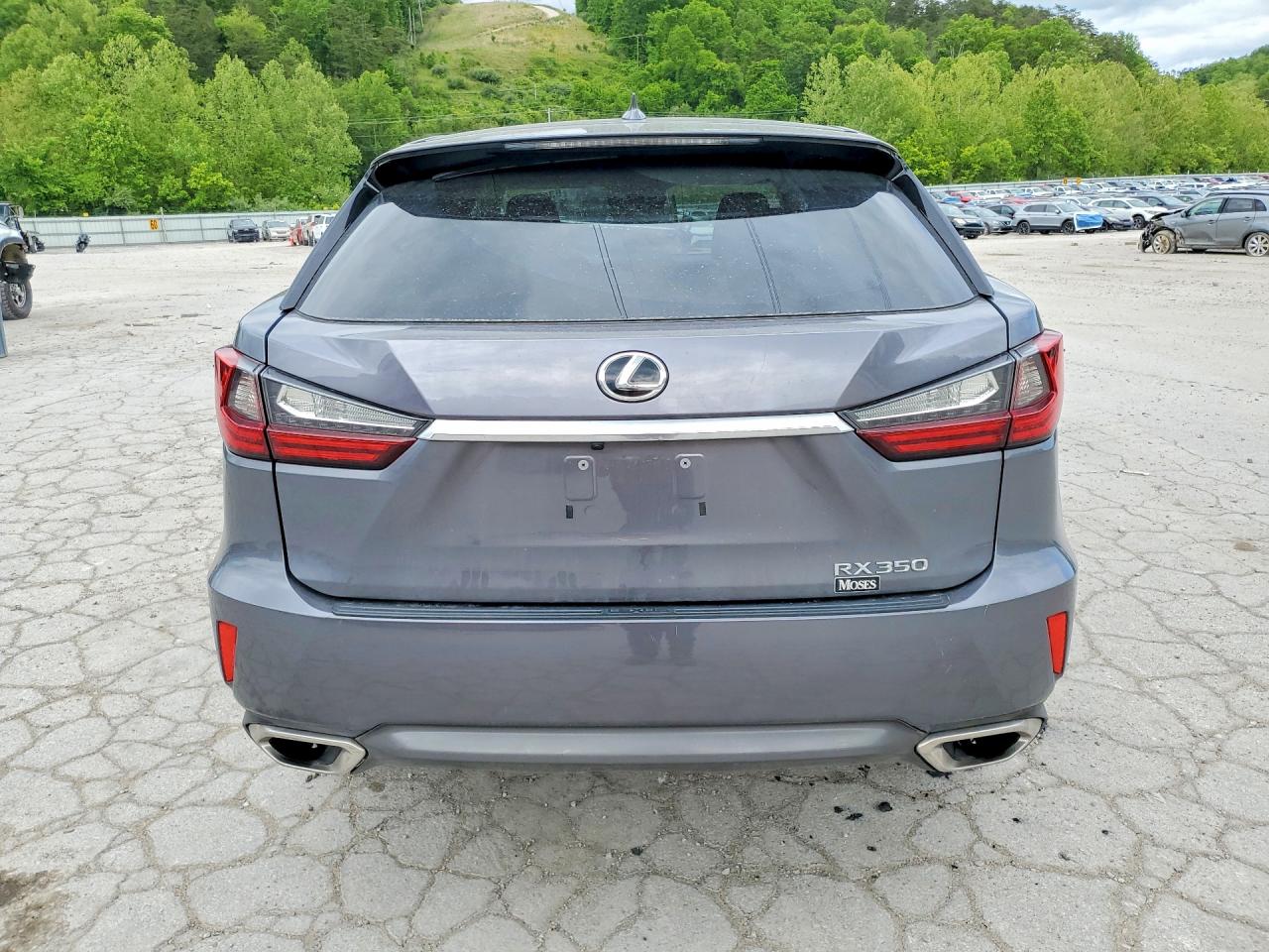 Lexus RX Base