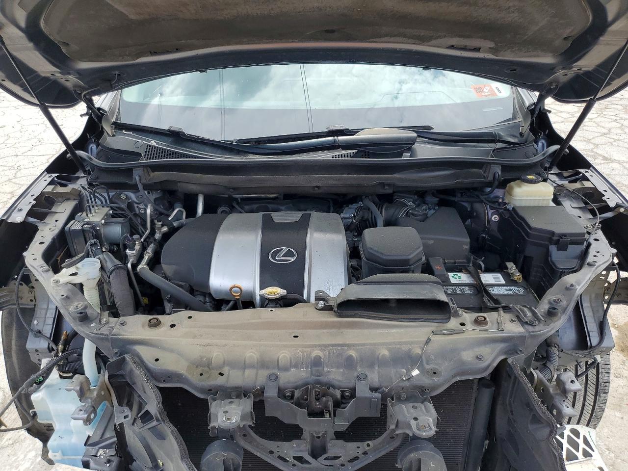 Lexus RX Base