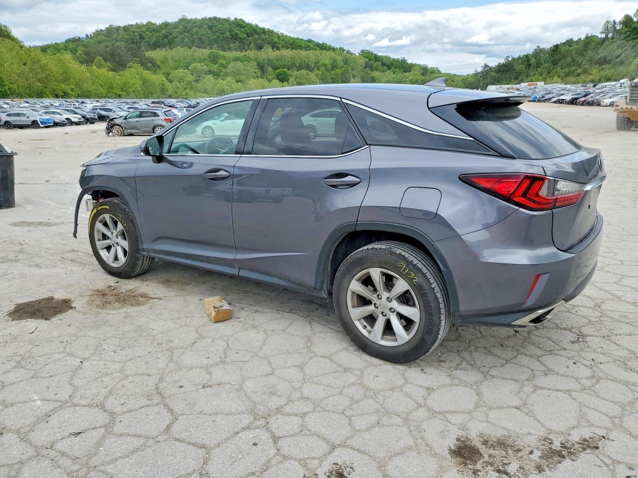 Lexus RX Base