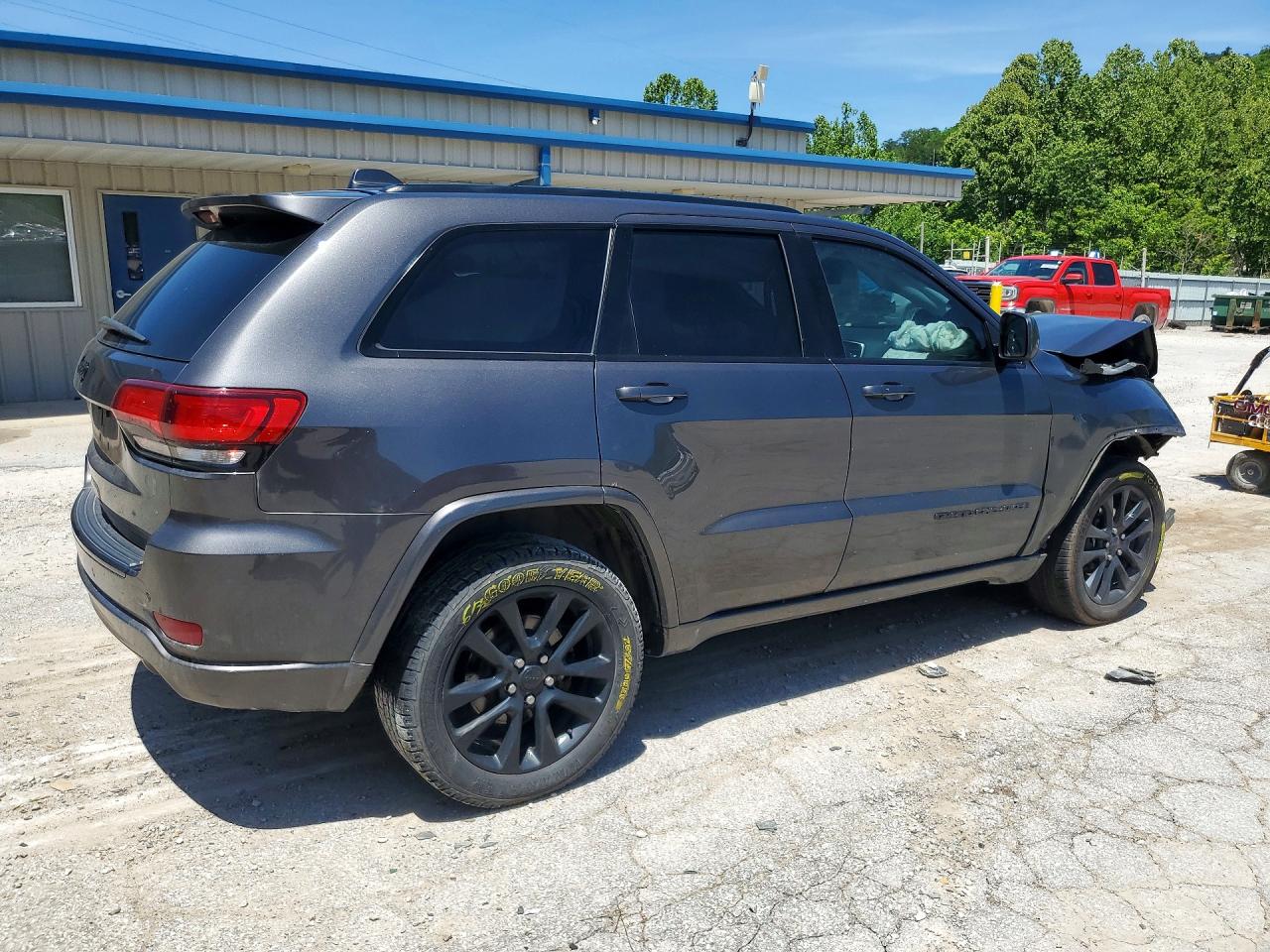 Jeep Grand Cherokee Laredo