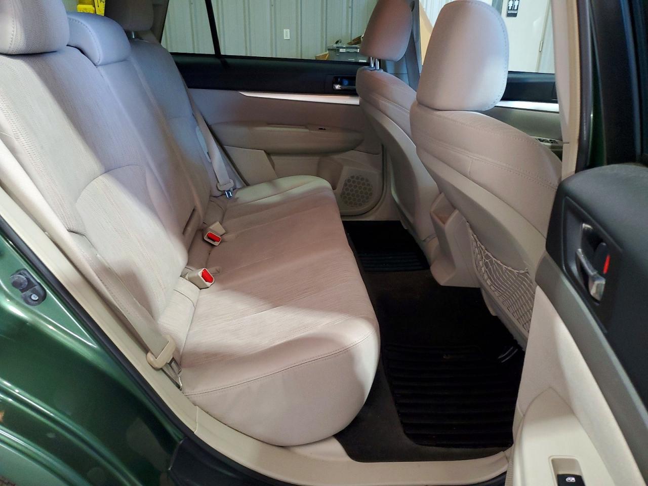 Subaru Outback 2.5i Premium