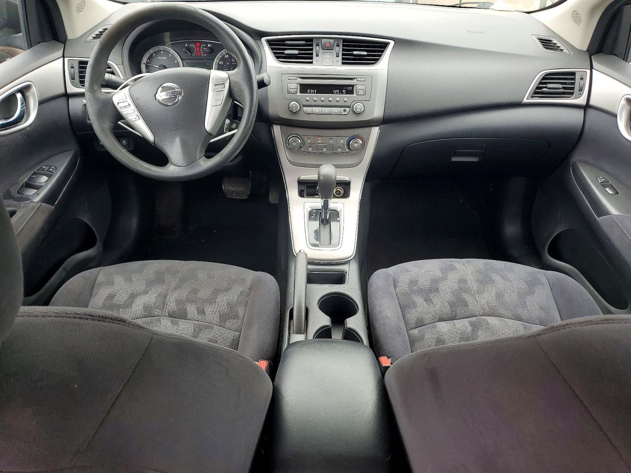 Nissan Sentra S