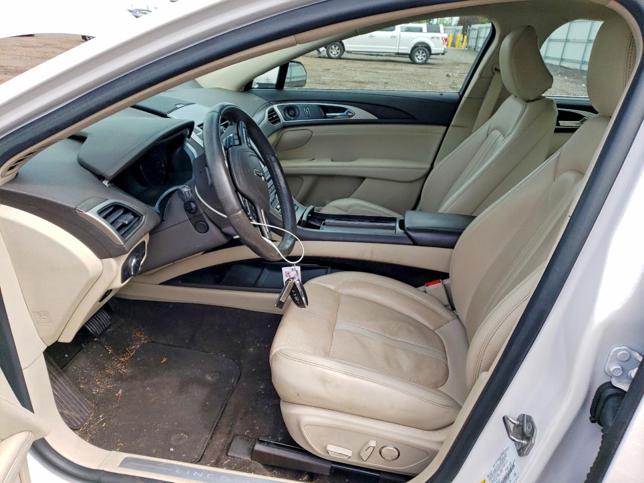 Lincoln MKZ Reserve