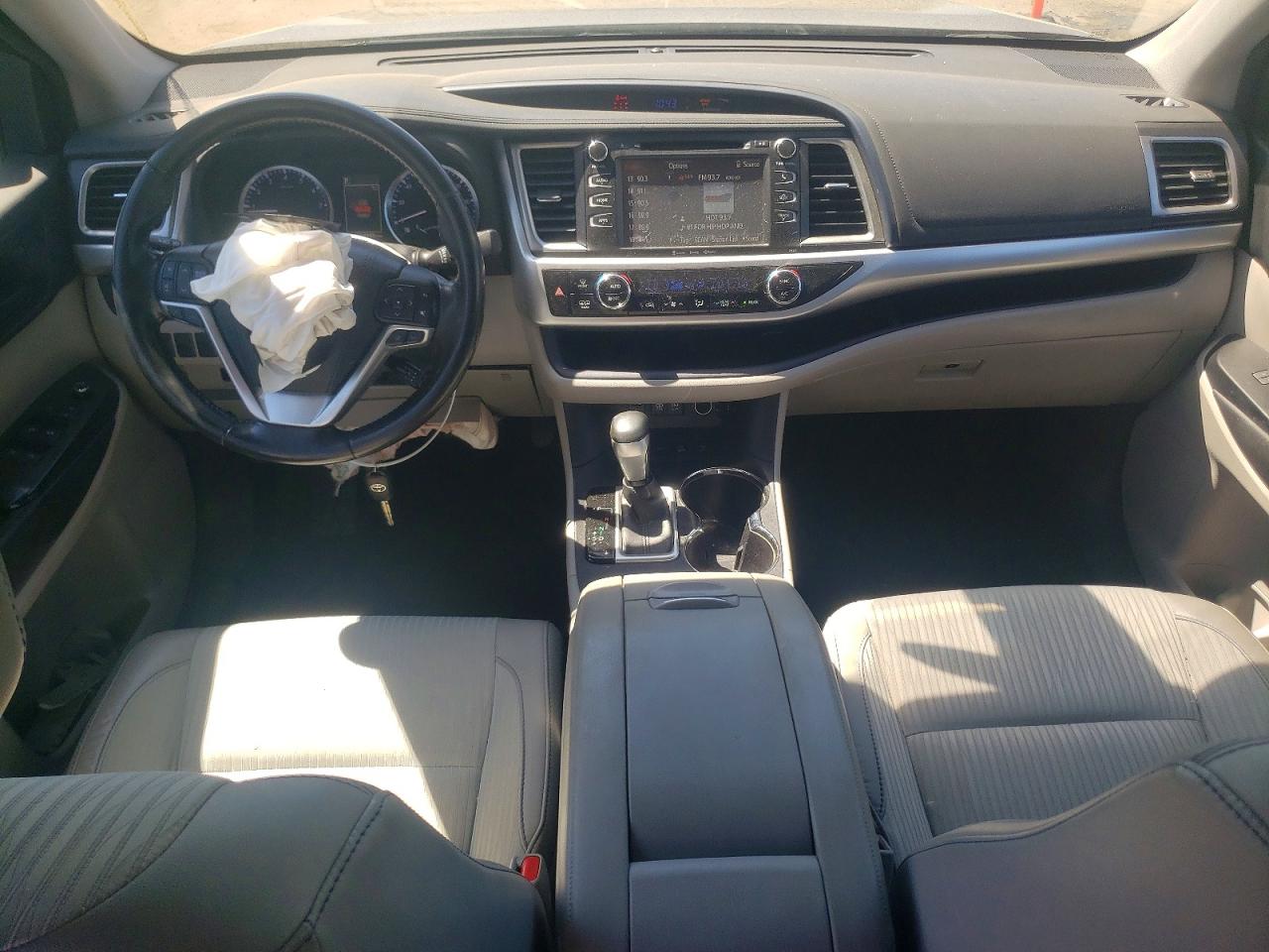 Toyota Highlander Le Plus