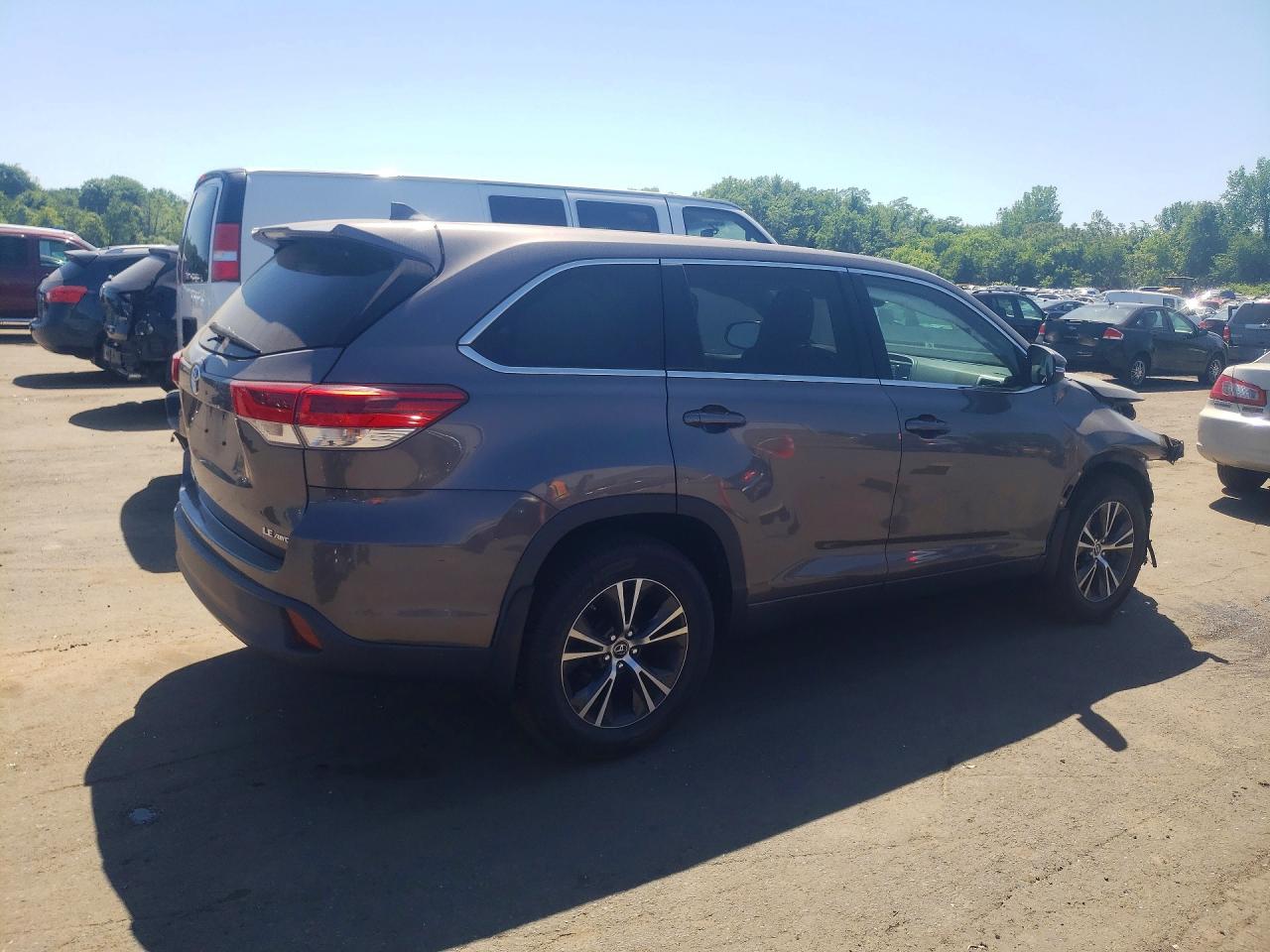 Toyota Highlander Le Plus