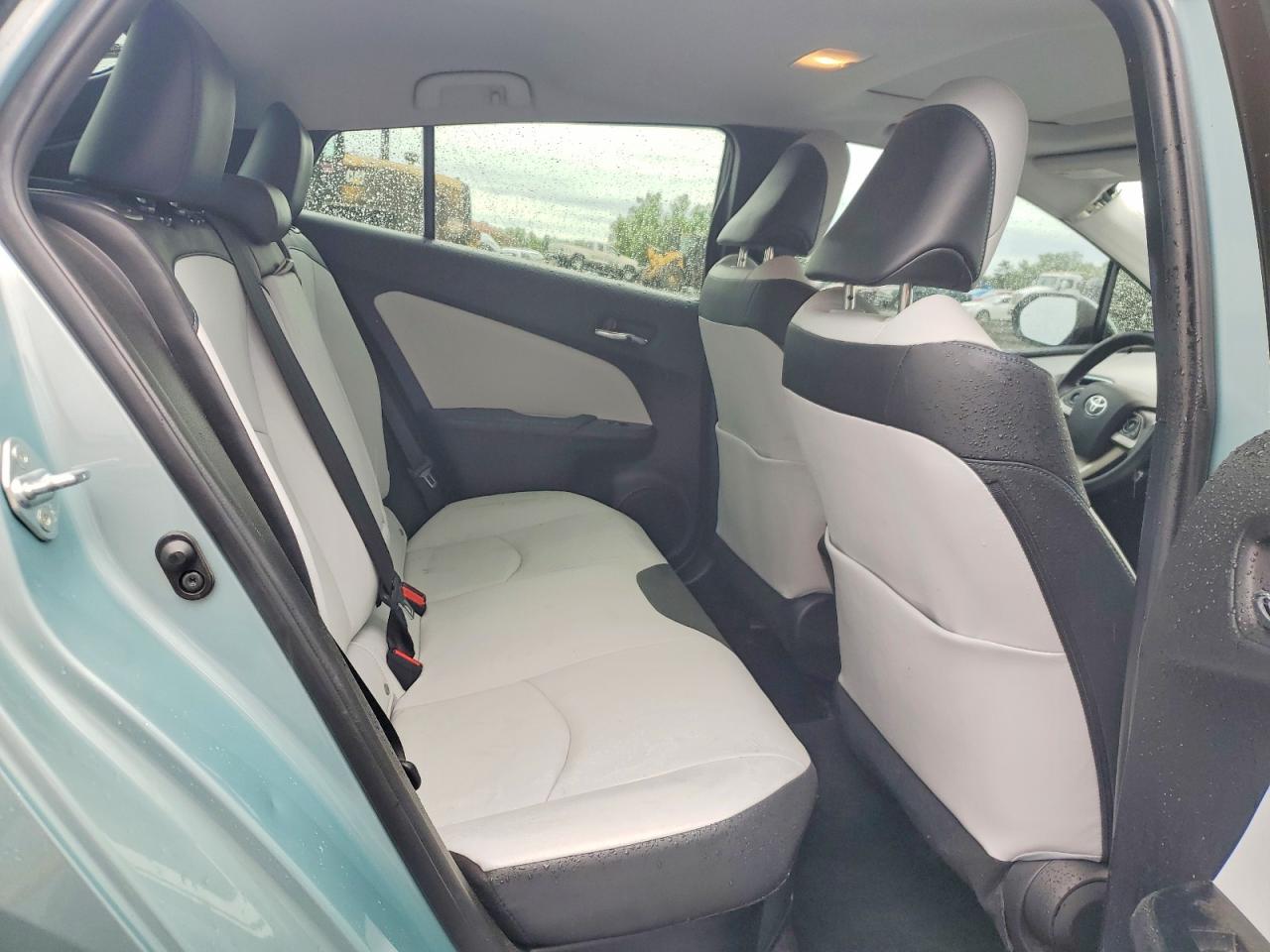 Toyota Prius Four