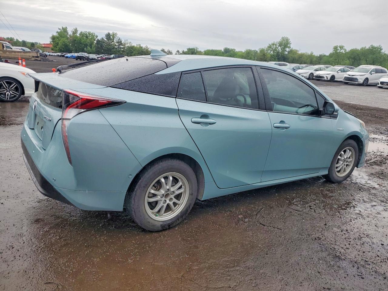 Toyota Prius Four