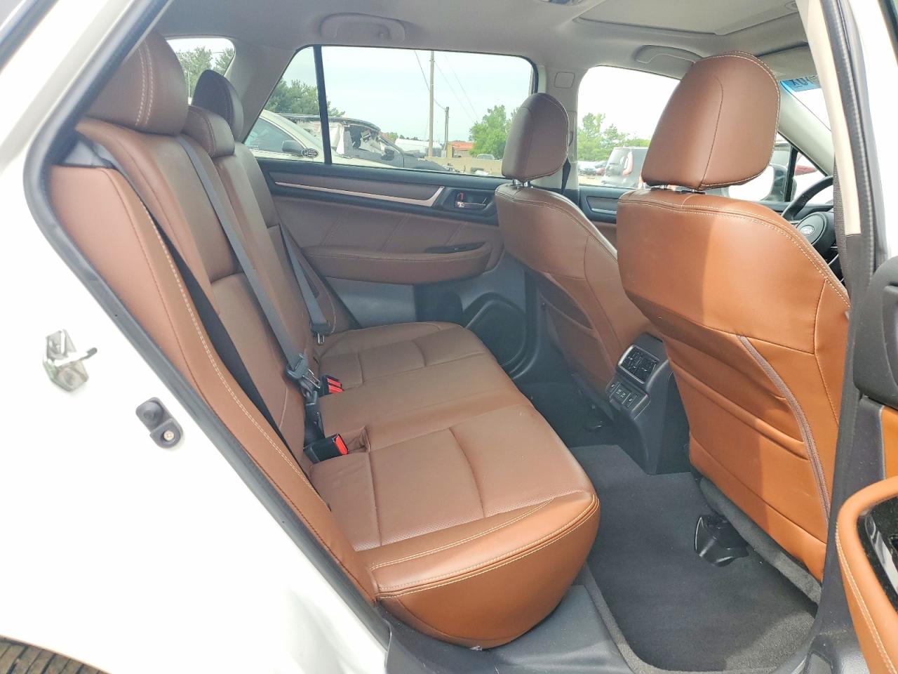 Subaru Outback Touring