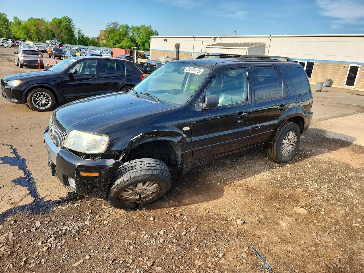 Salvage Mercury Mariner Image