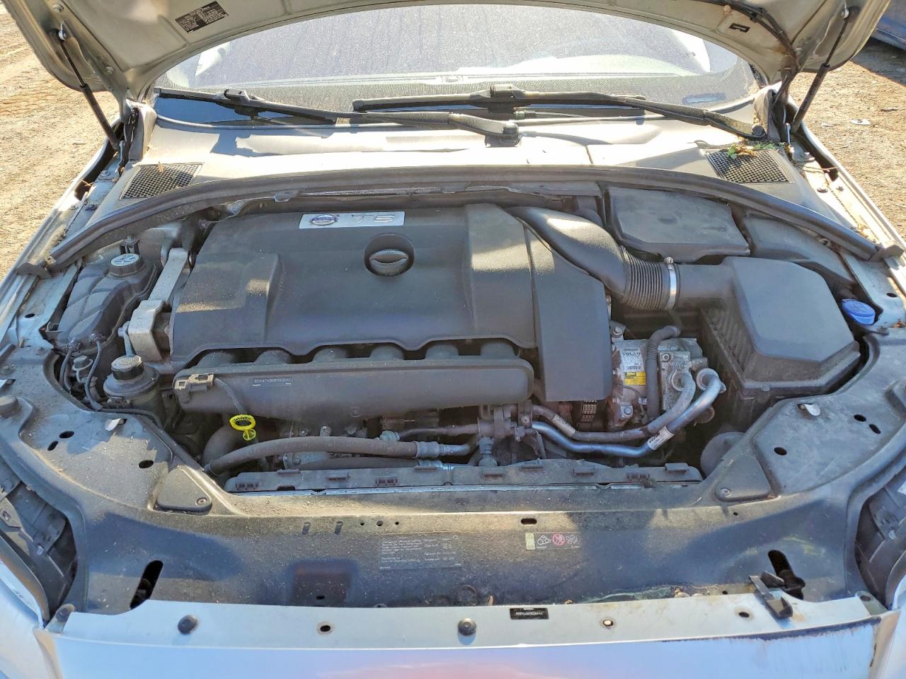 Volvo XC70 T6