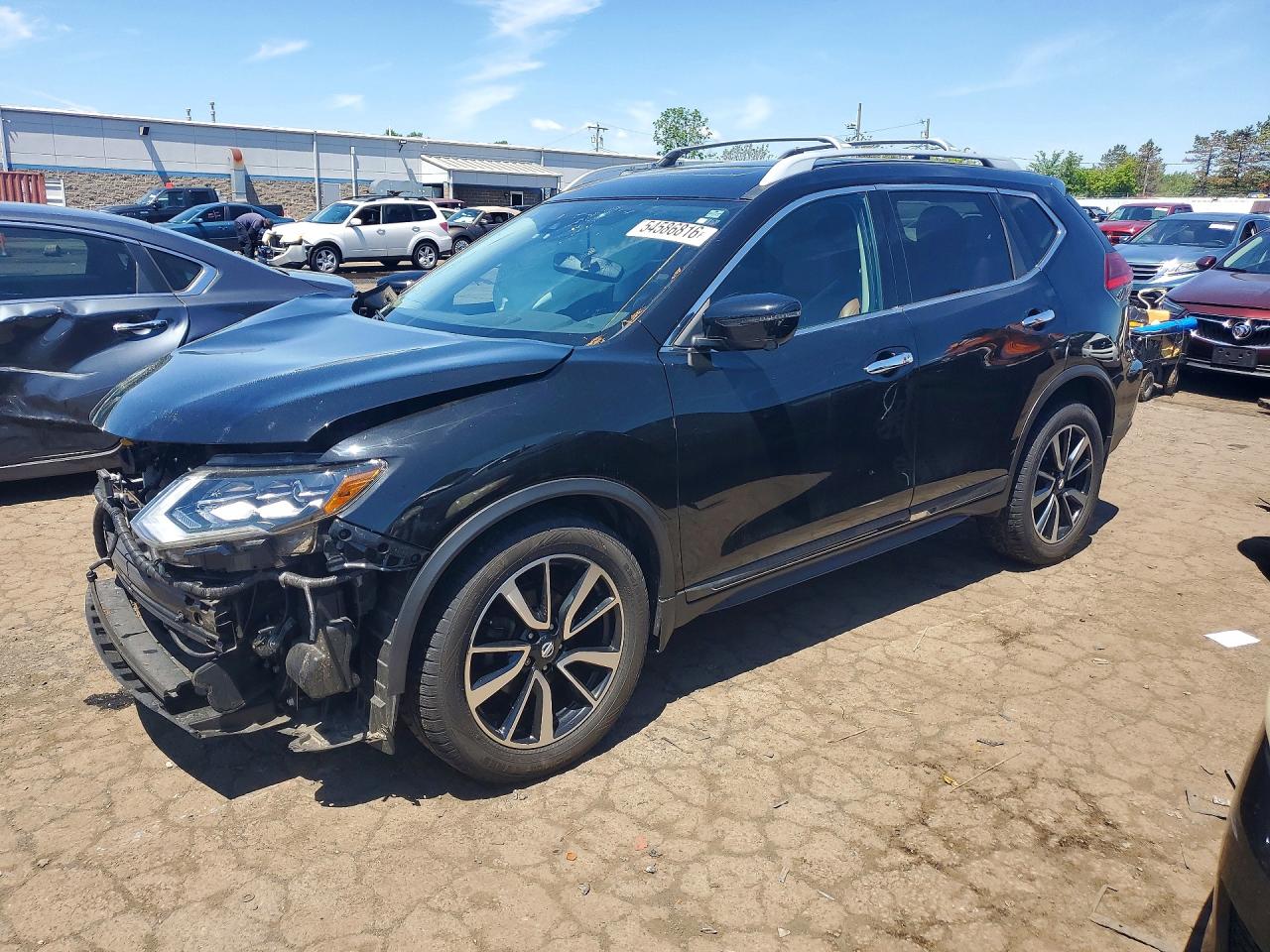 Salvage Nissan Rogue Image