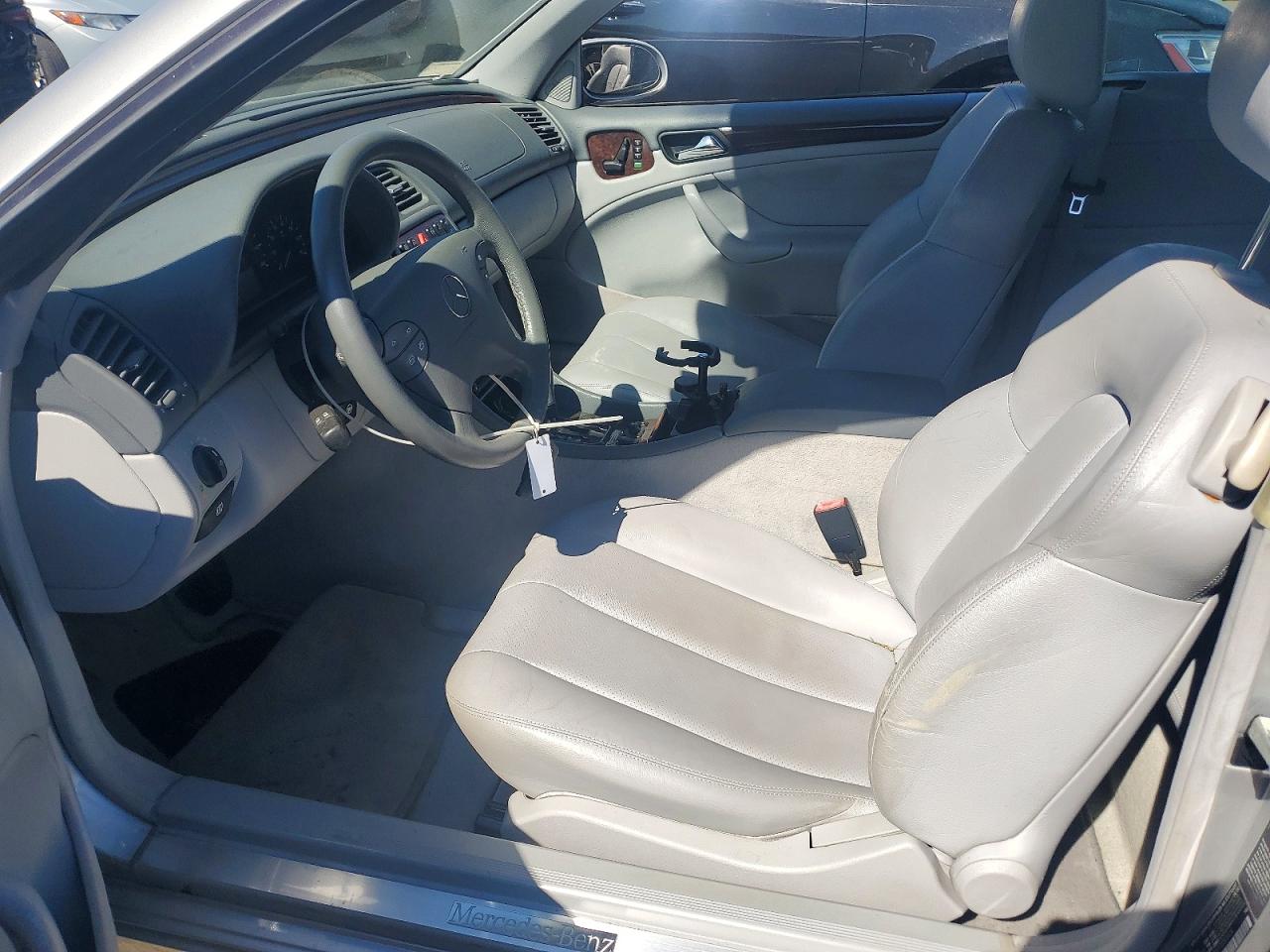 Mercedes-Benz Clk-class 320