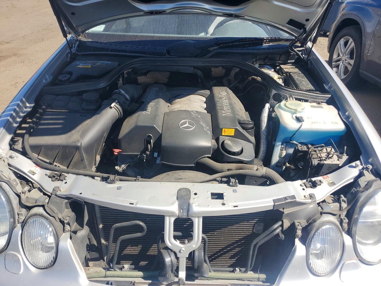 Mercedes-Benz Clk-class 320