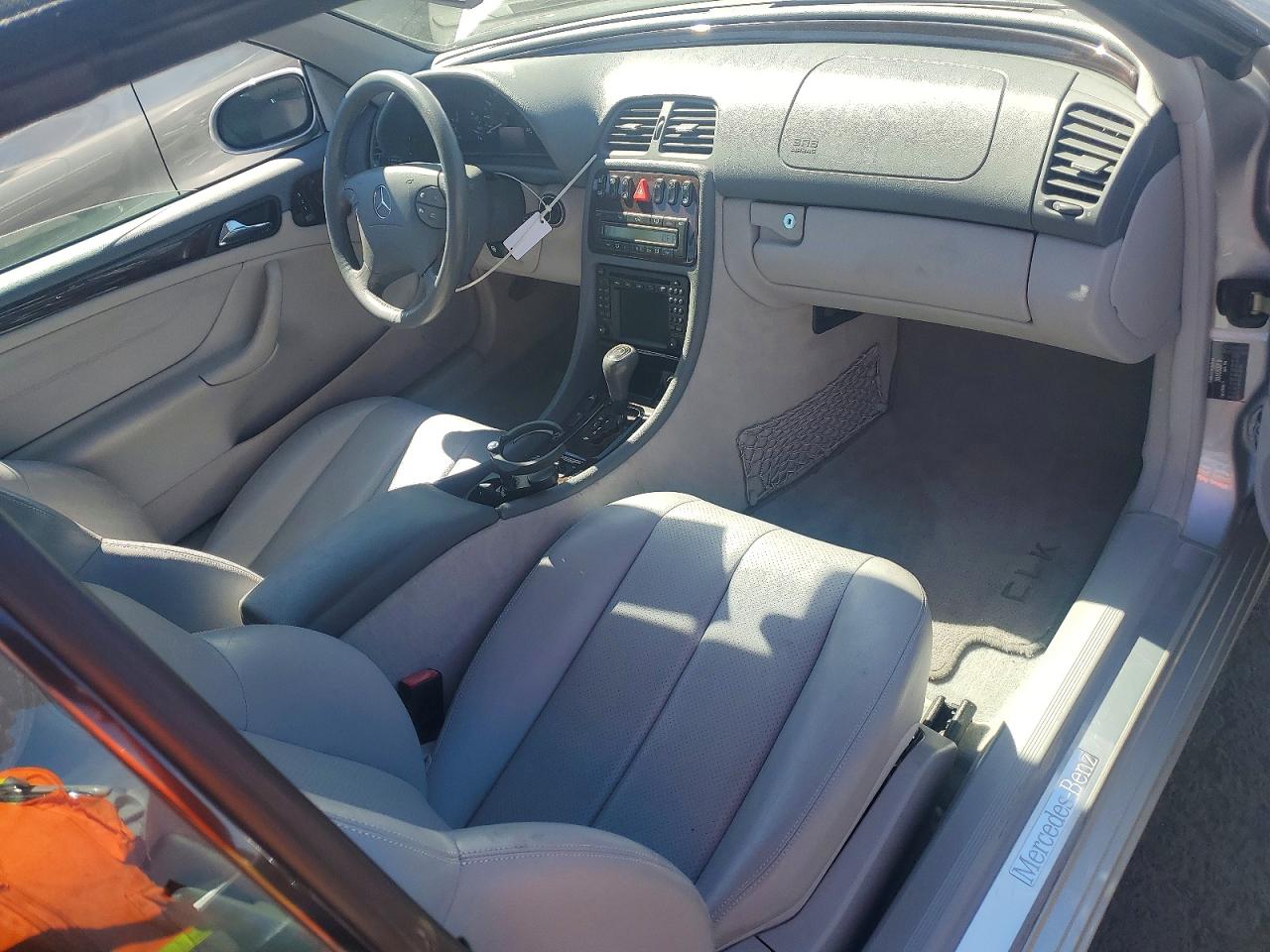 Mercedes-Benz Clk-class 320