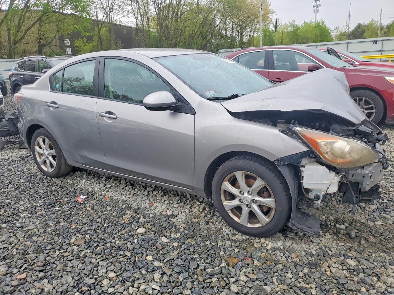 Mazda 3 I