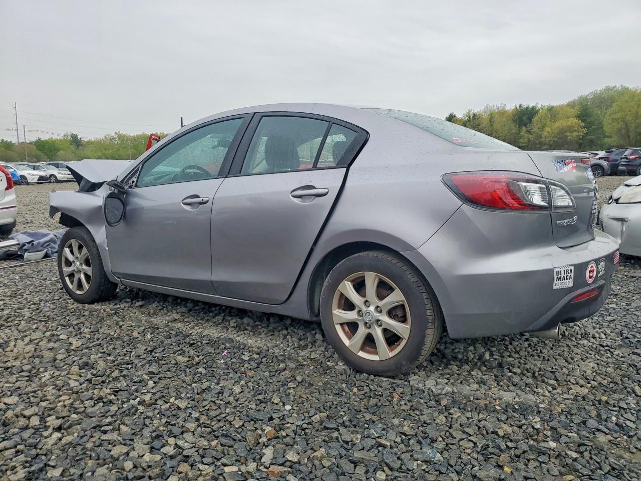 Mazda 3 I