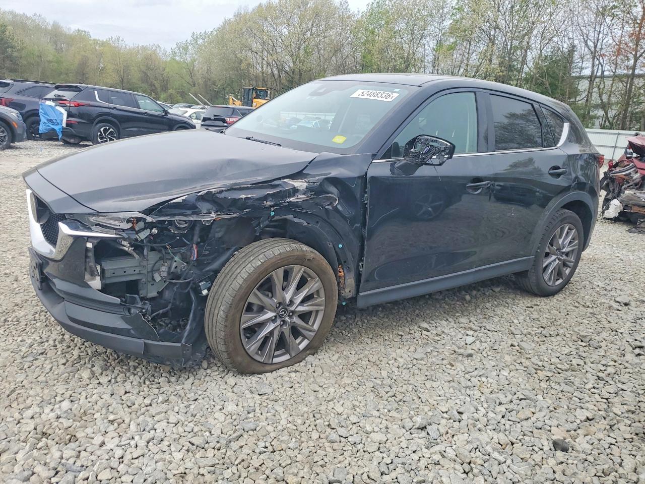 Salvage Mazda Cx Image