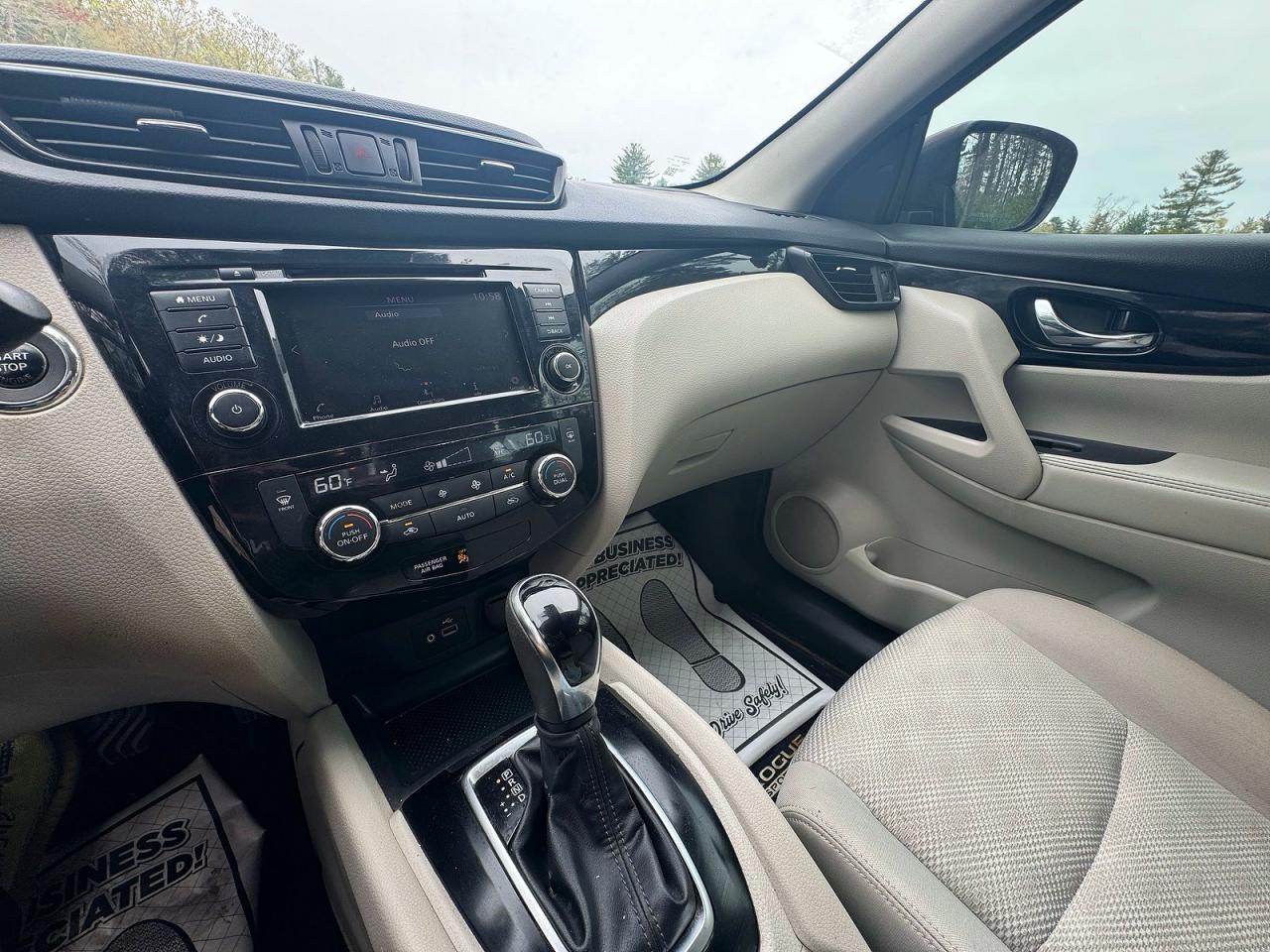 Nissan Rogue Sv