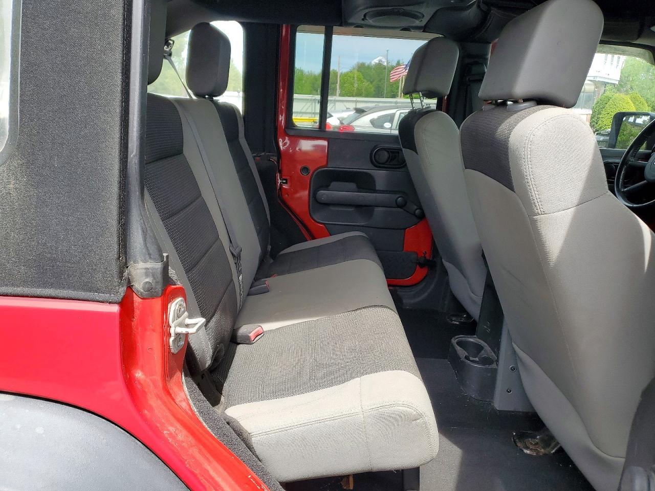 Jeep Wrangler X