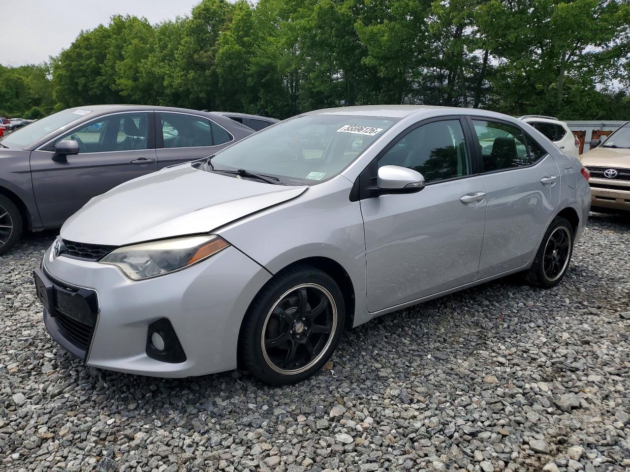 Salvage Toyota Corolla Image