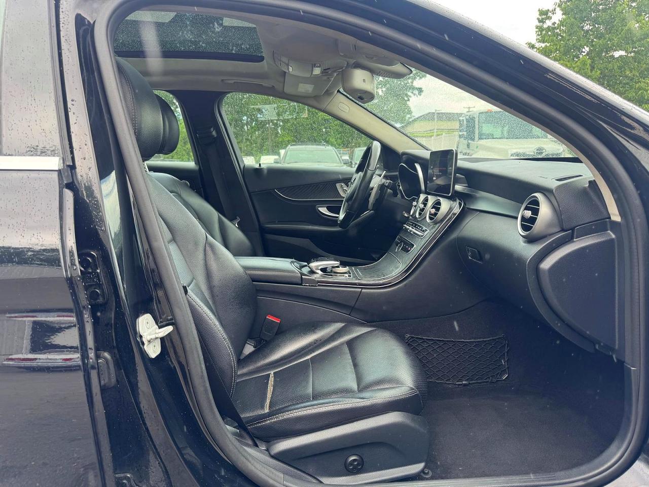 Mercedes-Benz C-Class 300 4matic