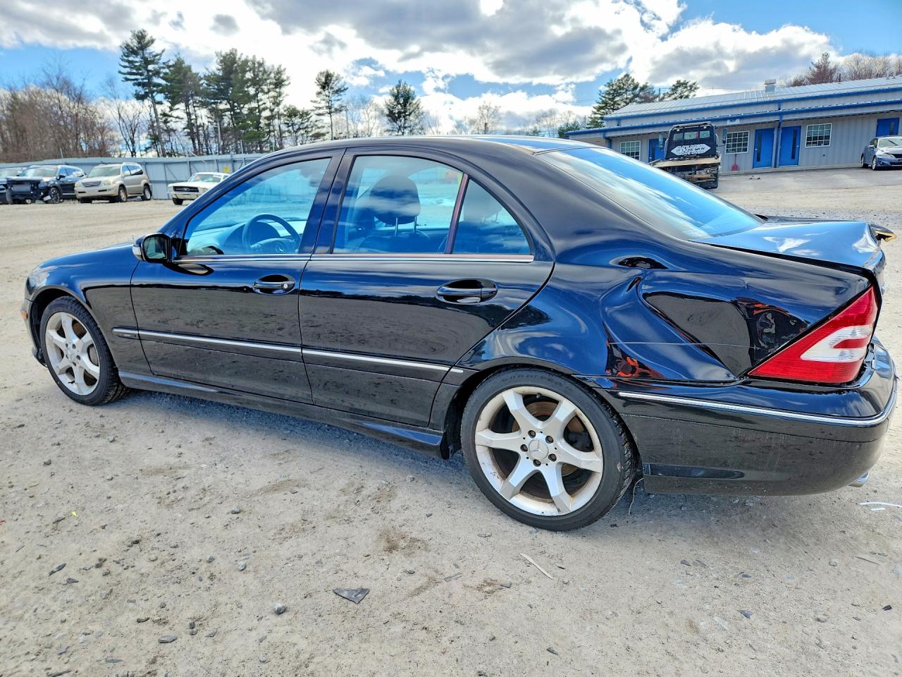 Mercedes-Benz C-Class 230