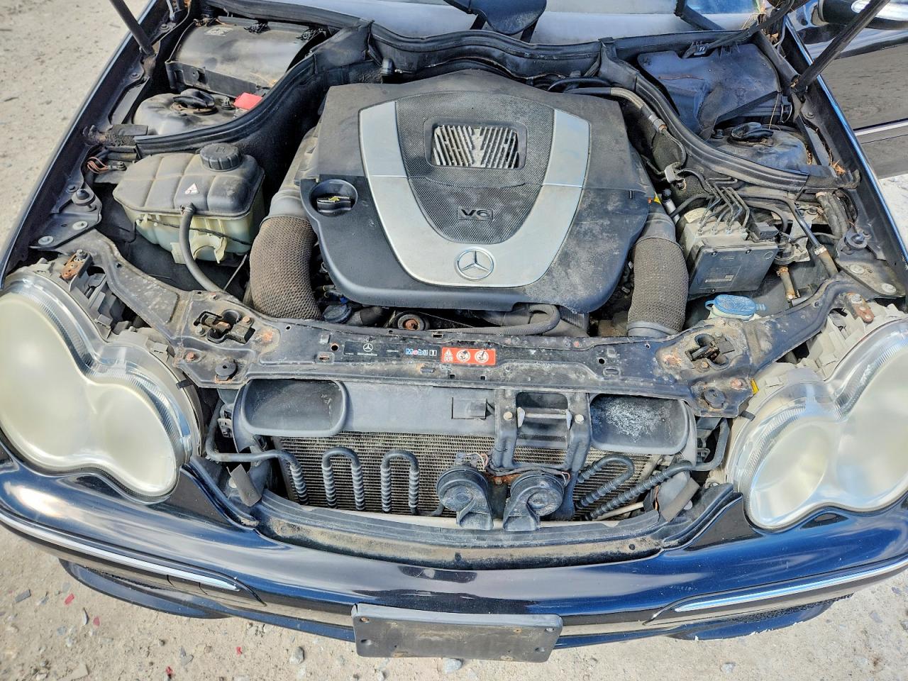 Mercedes-Benz C-Class 230