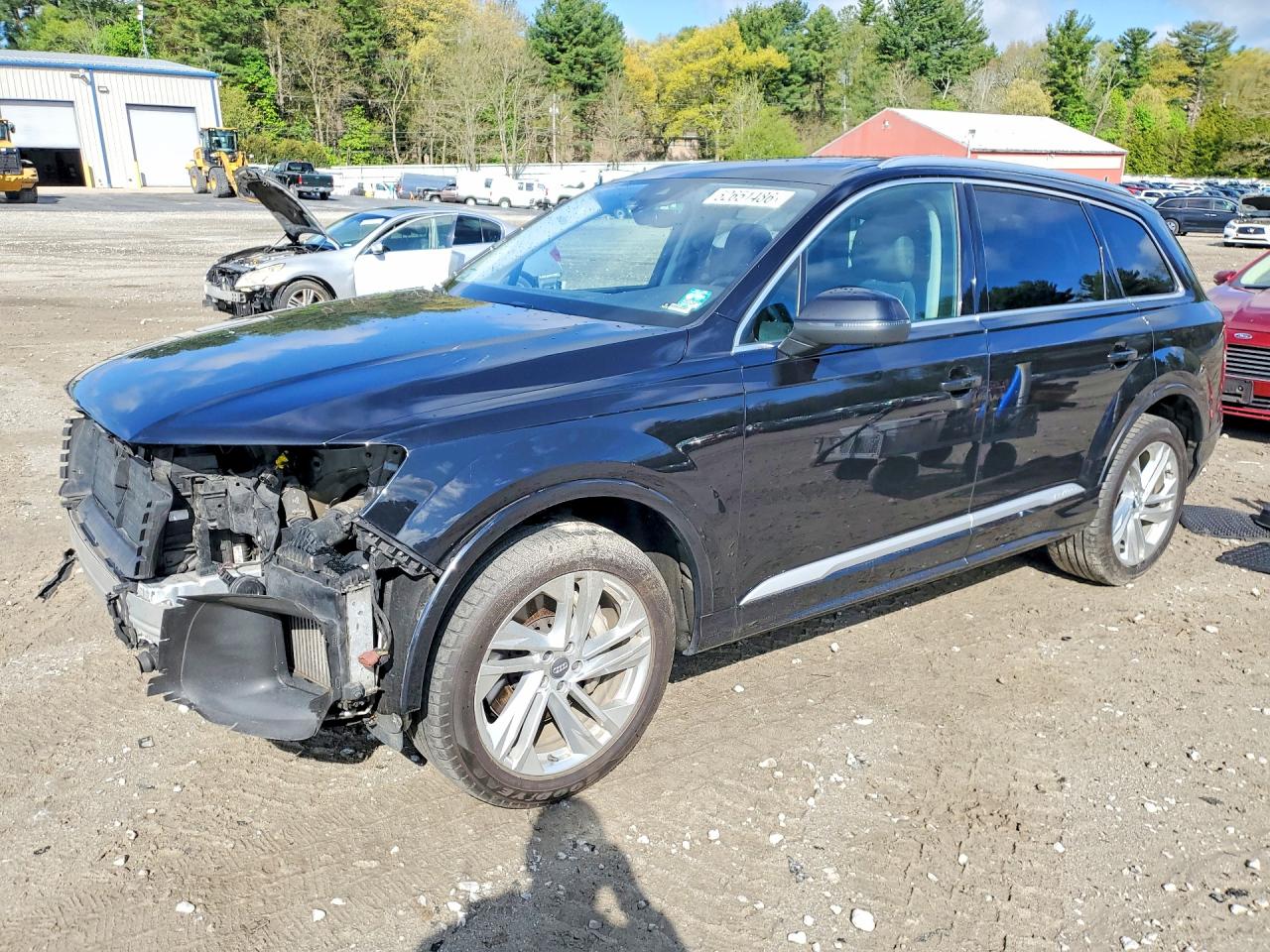 Salvage Audi Q7 Image