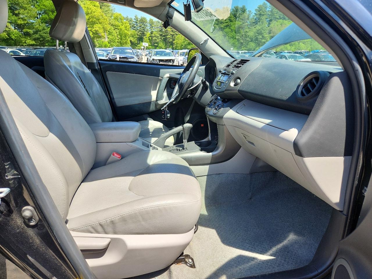 Toyota RAV4 Limited