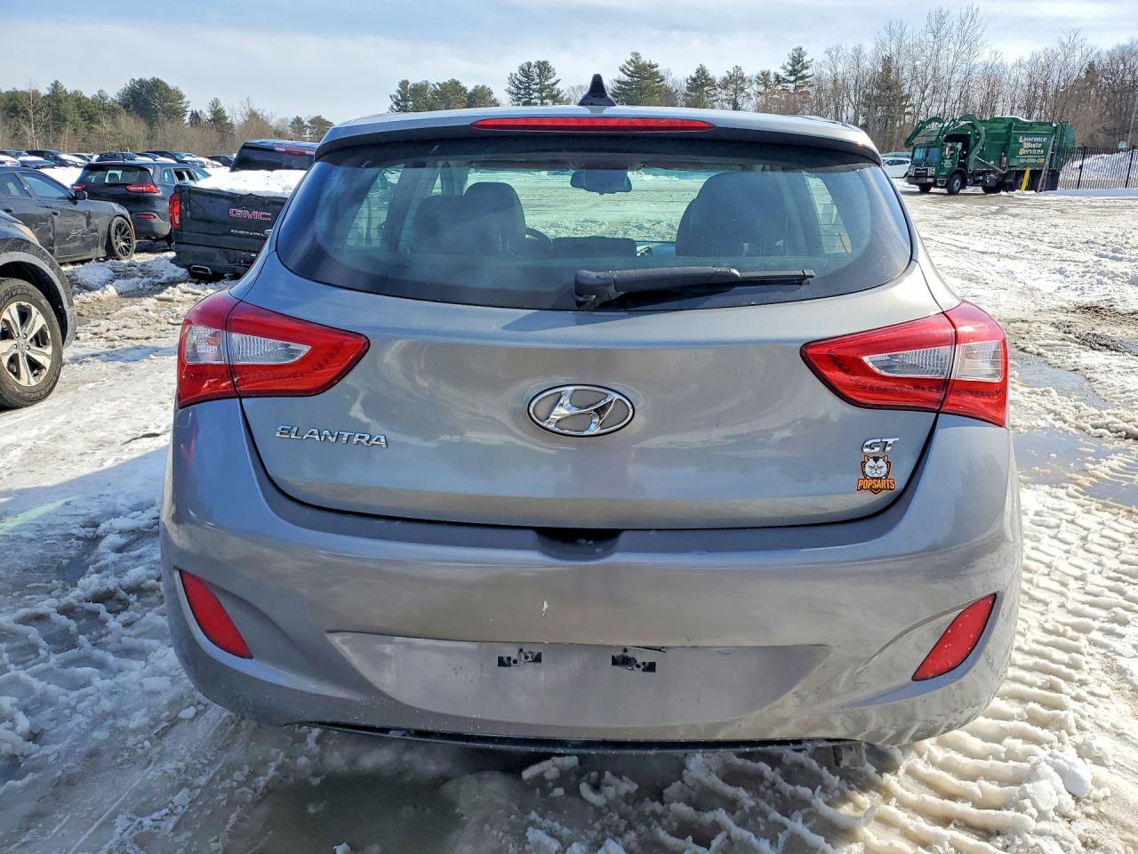 Hyundai ELANTRA Base