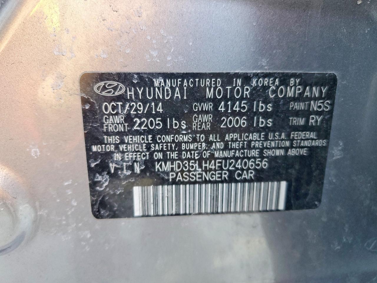 Hyundai ELANTRA Base