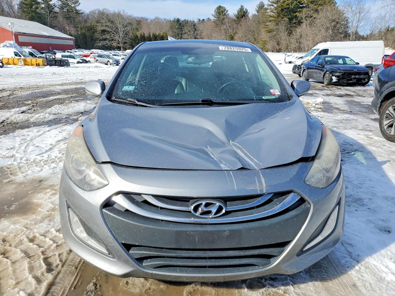 Hyundai ELANTRA Base
