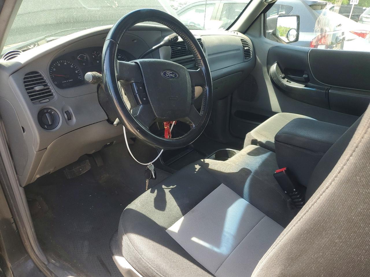 Ford Ranger Super Cab