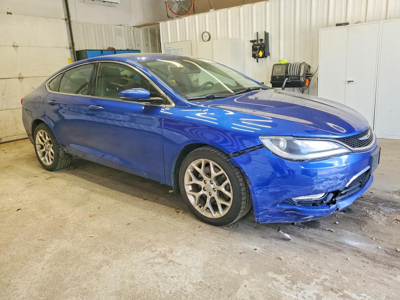 Chrysler 200 C