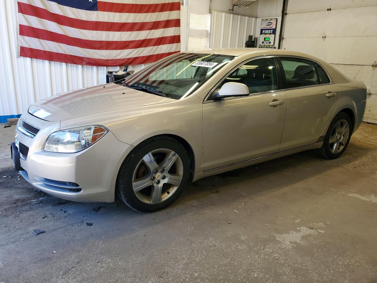 Salvage Chevrolet Malibu Image
