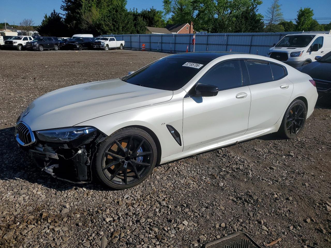 Salvage BMW 8 Series Image