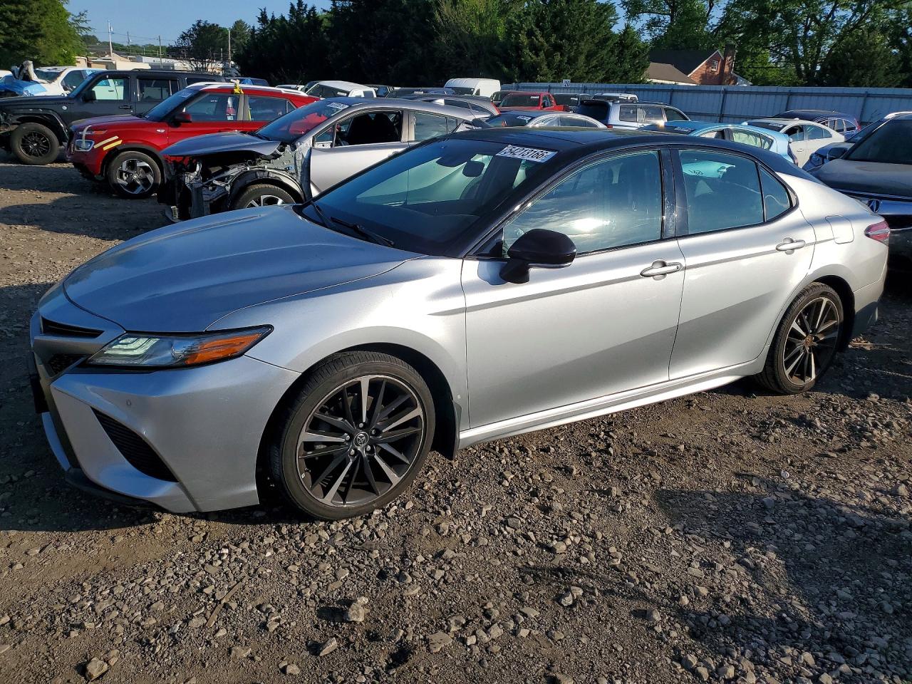 Salvage Toyota Camry Image