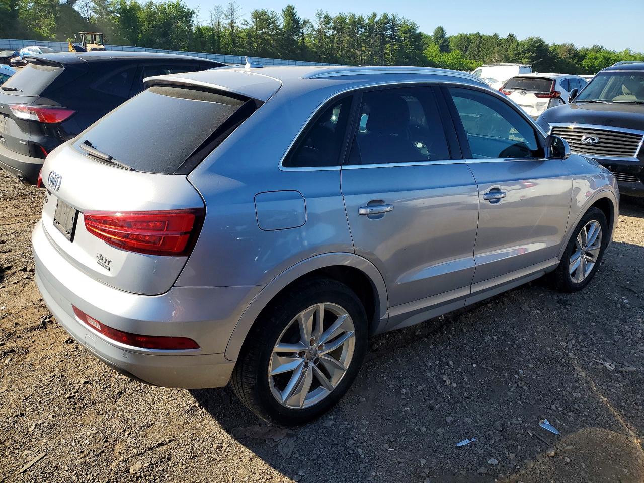 Audi Q3 Premium Plus