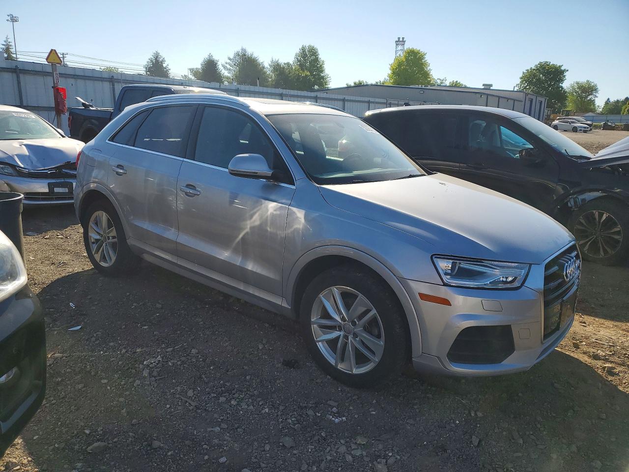 Audi Q3 Premium Plus