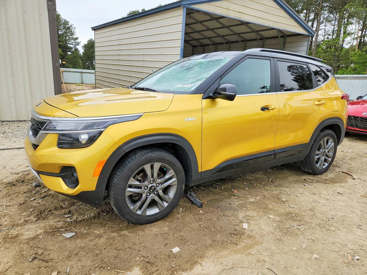 Salvage Kia Seltos Image